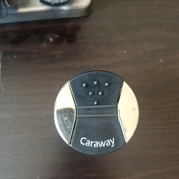 Countertop spice rack with 20 jars - Picture 6 of 7